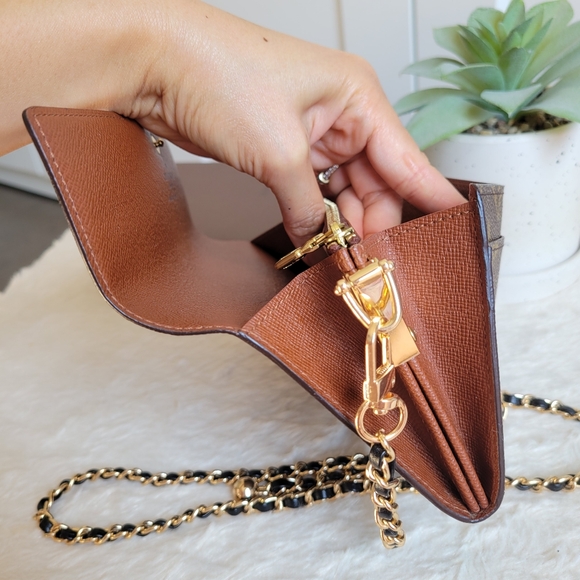 💕CLASSIC LOUIS VUITTON Sarah Wallet Monogram - Picture 5 of 12